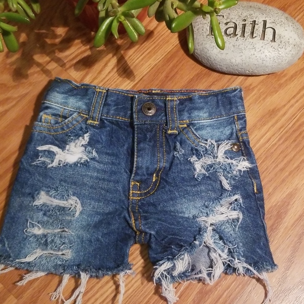 Distressed Jean's shorts 6mo